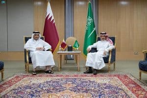 الأمير فيصل بن فرحان يلتقي وزير خارجية قطر