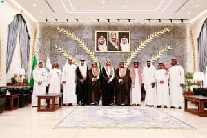 محافظ الطائف يلتقي بمنسوبي فرع وزارة الرياضة ورؤساء الأندية