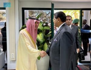 رئيس جمهورية سورينام يستقبل وزير الدولة للشؤون الخارجية