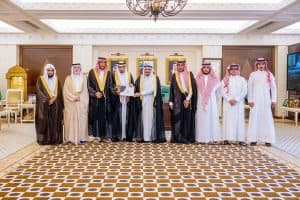 سمو أمير القصيم يتسلم التقرير السنوي لجمعية التنمية الأهلية بمحافظة البكيرية