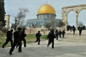 الجامعة العربية تحذر من خطورة استمرار الاعتداءات الإسرائيلية على المسجد الأقصى