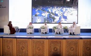 جلسة حوارية في لقاءات المدينة تستعرض تعزيز الشراكة ومتطلبات السوق