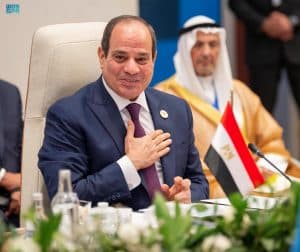 الرئيس المصري يُطلق مبادرة “المنتدى العالمي للهيدروجين الأخضر” بشرم الشيخ