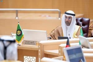 الحجرف يؤكدُ أهميةَ تعزيز آفاق العلاقات الإستراتيجية الخليجية – الباكستانية