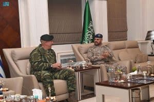 رئيس هيئة الأركان العامة يستقبل رئيس هيئة الأركان العامة للدفاع الوطني اليوناني