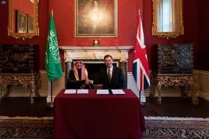 وزير المالية يجتمع مع نظيره البريطاني ويوقع مذكرة تفاهم لتعزيز التعاون بين البلدين