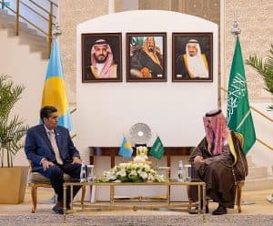 وزير الخارجية يستقبل رئيس جمهورية بالاو
