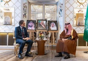 وزير الخارجية يلتقي المستشار الخاص لشؤون السياسة الخارجية والأمنية الألماني