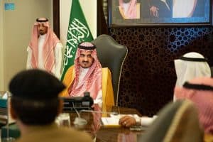 نائب أمير منطقة مكة المكرمة يرأس اجتماع لجنة الحج المركزية