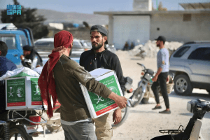 “إغاثي الملك سلمان” يواصل توزيع المساعدات على متضرري الزلزال بحلب