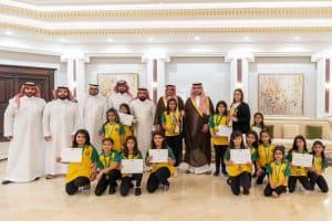 أمير الجوف يستقبل رئيس مجلس إدارة ولاعبي ولاعبات نادي العروبة ويشيد بإنجازات النادي وتطور الرياضة النسائية