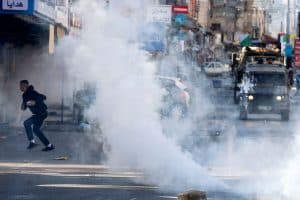 إصابة عشرات الفلسطينيين في اقتحام الاحتلال الإسرائيلي قرى عدة بجنين