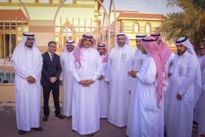 نائب وزير الشؤون البلدية والقروية والإسكان يشيد بتجربة مراكز الأحياء النموذجية