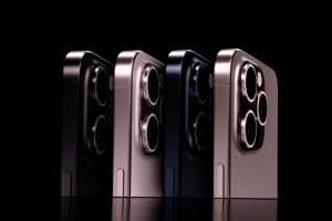 أبل تكشف النقاب عن هاتف iPhone 15