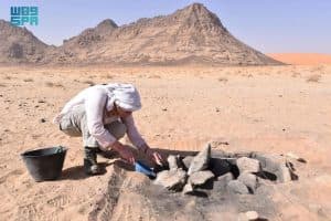 اكتشاف موقع يُعد من أهم مواقع ما قبل التاريخ بجبل عراف في حائل