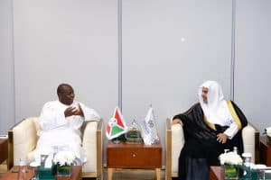 رئيس جمهورية بوروندي يزور مقر رابطة العالم الإسلامي