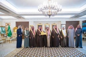 أمير القصيم يستقبل رئيس وأعضاء مجلس إدارة جمعية إبداع للموهوبين بالبدائع