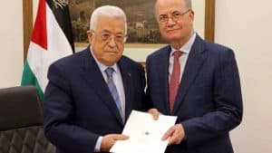 الرئيس الفلسطيني يعين الاقتصادي محمد مصطفى رئيسا للوزارء