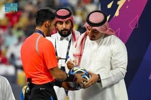 الحكام السعوديون ينجحون في اختبار “الحالات الجدلية” في السوبر