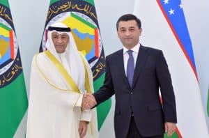 وزير خارجية أوزبكستان يستقبل الأمين العام لمجلس التعاون