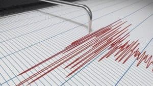 زلزال قوي يضرب إندونيسيا ويتسبب في عمليات إخلاء