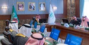 محافظ الأحساء يرأس اجتماع اللجنة العليا لإنشاء المستشفى الجامعي التعليمي