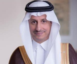 وزير السياحة يؤكد أهمية توجيه المنتجات والعروض إلى السياحة الداخلية