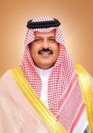 أمير منطقة حائل يتسلم التقرير الشامل عن المعرض المصاحب للندوة عن خطر المخدرات 