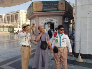 “الكشافة السعودية” تقدم خدمات جليلة ومميزة لضيوف الرحمن بالمدينة المنورة