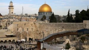 إدانة إسلامية وعربية وخليجية للقرار الإسرائيلي برفض إقامة دولة فلسطينية