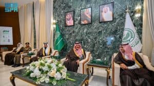 أمير حائل يرعى حفل تسليم 100 وحدة سكنية لمستفيدي جمعية “رفاق”