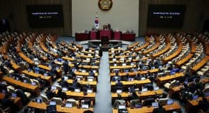 الجمعية الوطنية تصوّت لرفع الأحكام العرفية في كوريا الجنوبية