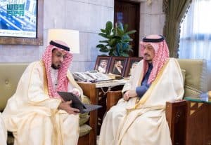 اطلع على جهودها أعمالها.. أمير منطقة الرياض يستقبل الرئيس التنفيذي لشركة مطارات الرياض
