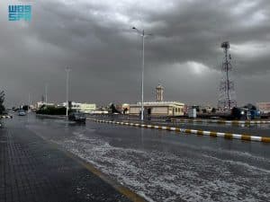 أمطار غزيرة على محافظة طريف بالحدود الشمالية