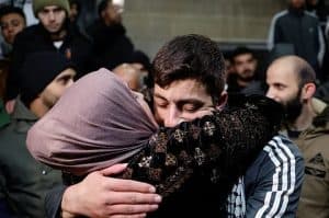بدء الإفراج عن دفعة جديدة من الأسرى الفلسطينيين ضمن اتفاق غزة