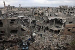استشهاد 19 فلسطينيًا في قصف الاحتلال الإسرائيلي منازل وخيام النازحين بقطاع غزة