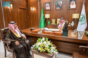 نوه بأهمية دوره في التنمية الاقتصادية.. أمير حائل يستقبل مدير عام المطارات الشمالية ومطار حائل الدولي