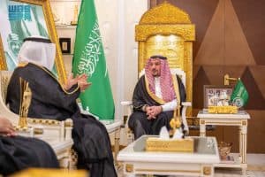 أشاد بدوره في ترسيخ قيم التلاحم الوطني.. أمير القصيم يستقبل أمين مركز الملك عبدالعزيز للتواصل الحضاري