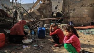 أكثر من 16 ألف طفل قتيل جراء الحرب في غزة