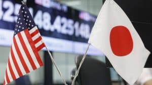 اليابان تؤكد ضرورة إلغاء الرسوم الجمركية الأمريكية قبيل محادثات تجارية بين البلدين