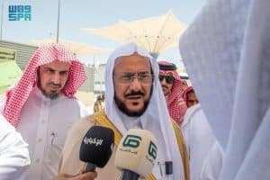 وزير الشؤون الإسلامية: يدشن 8 مشاريع تطويرية في مساجد المشاعر المقدسة