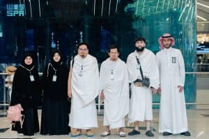 حجاج من إندونيسيا ضمن برنامج ضيوف خادم الحرمين يعبّرون عن امتنانهم العميق للمملكة وقيادتها