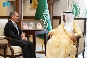 نائب أمير مكة يستقبل القنصل العام للعراق بجدة