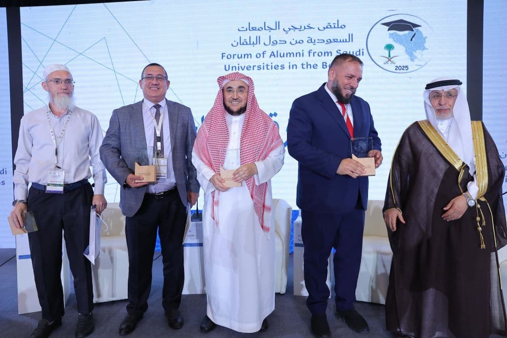 dff3a615-4cfd-46eb-ab76-911603ee3ce2
