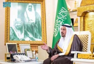 اطّلع على تقرير عن جهودها خلال الربع الأول من 2025م.. أمير القصيم يستقبل أعضاء اللجنة العليا للتوطين بالمنطقة