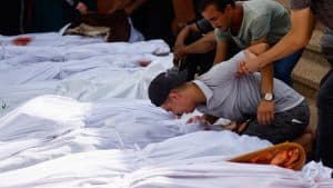 بينهم 32 من منتظري المساعدات.. استشهاد 48 فلسطينيًا في قصف الاحتلال الإسرائيلي على قطاع غزة من فجر اليوم