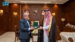 ناقشا المواضيع ذات الاهتمام المشترك.. أمير منطقة حائل يستقبل السفير الموريتاني لدى المملكة