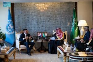 “وزير الاقتصاد” يبحث مع وزير البيئة السلوفاكي سبل تعزيز التعاون في المبادرات البيئية