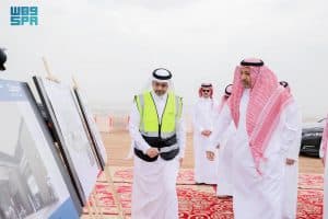 الأمير حسام بن سعود يتفقّد مشروع توسعة مطار الملك سعود بن عبدالعزيز بالباحة