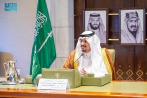 نائب أمير الرياض يدشّن مبادرة “كفاءة” لرفع تأهيل أبناء وبنات المحافظات وربطهم بفرص سوق العمل